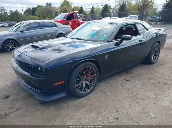 2C3CDZC9XGH236133 2016 DODGE CHALLENGER - Image 2