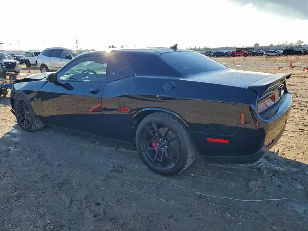 2C3CDZC9XPH601555 2023 DODGE CHALLENGER - Image 2