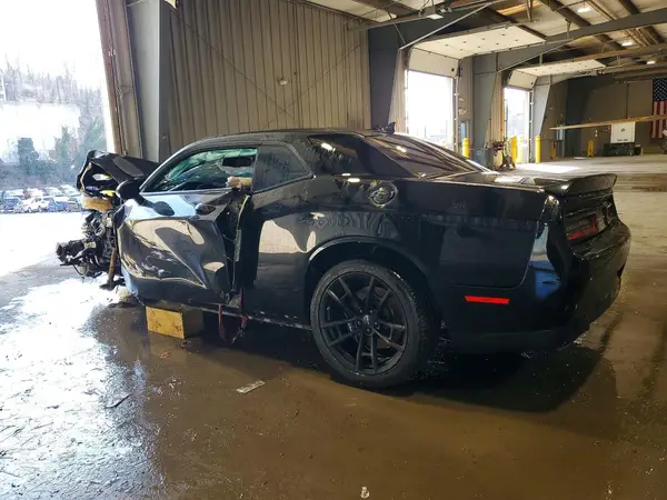 2C3CDZC9XPH617495 2023 DODGE CHALLENGER - Image 2
