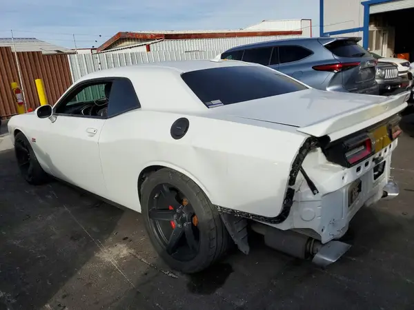 2C3CDZDJ0JH245195 2018 DODGE CHALLENGER - Image 2