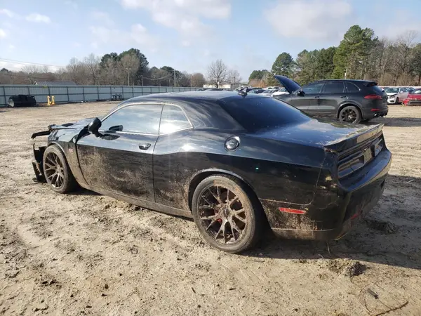 2C3CDZDJ3GH137131 2016 DODGE CHALLENGER - Image 2