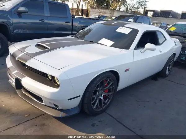 2C3CDZDJ3HH617154 2017 DODGE CHALLENGER - Image 2