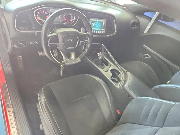 2C3CDZDJ4HH633122 2017 DODGE CHALLENGER - Image 8