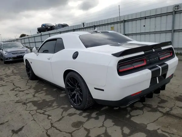 2C3CDZDJ5GH112571 2016 DODGE CHALLENGER - Image 2