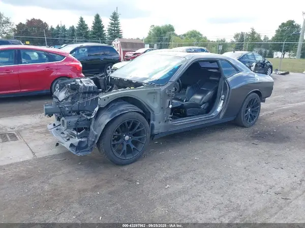 2C3CDZDJ5GH125157 2016 DODGE CHALLENGER - Image 2
