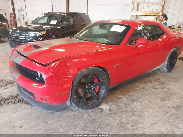 2C3CDZDJ5JH223984 2018 DODGE CHALLENGER - Image 2