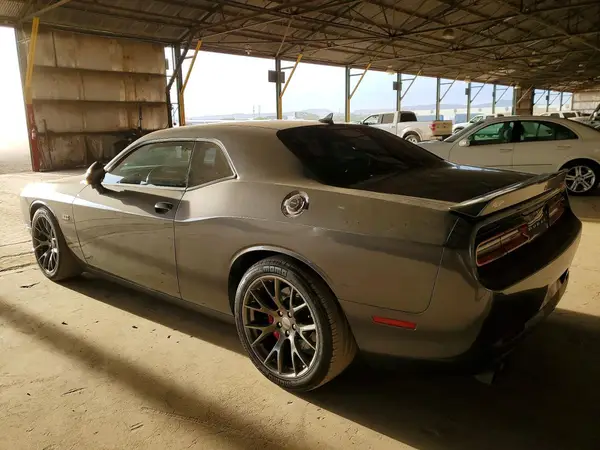 2C3CDZDJ6GH255674 2016 DODGE CHALLENGER - Image 2