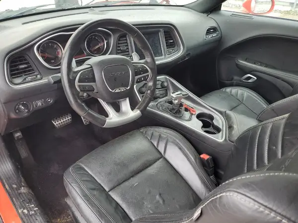 2C3CDZDJ7HH653932 2017 DODGE CHALLENGER - Image 8