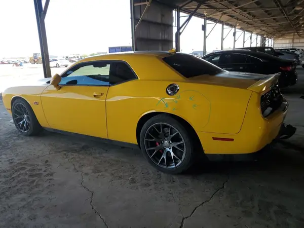 2C3CDZDJ8HH502842 2017 DODGE CHALLENGER - Image 2