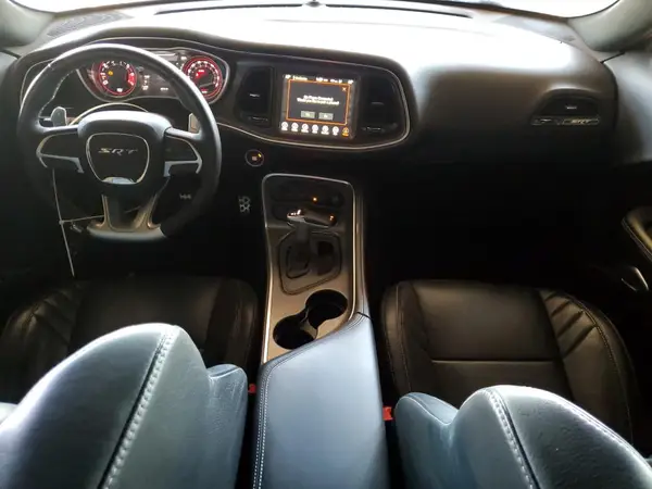 2C3CDZDJ8HH502842 2017 DODGE CHALLENGER - Image 8