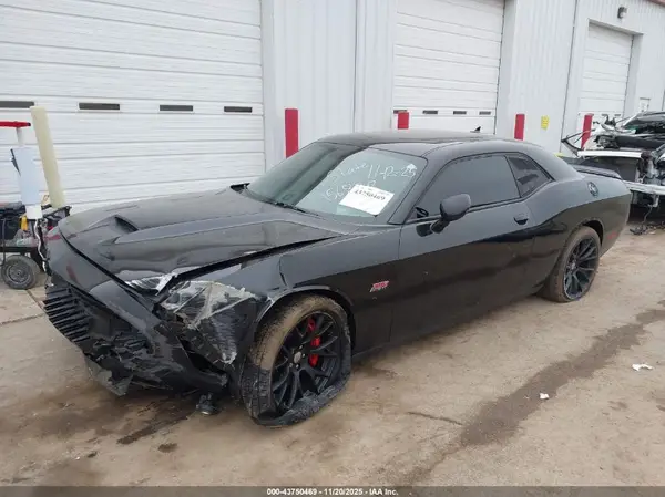 2C3CDZDJ9GH296641 2016 DODGE CHALLENGER - Image 2