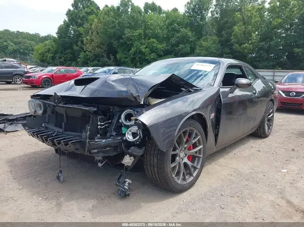 2C3CDZDJ9GH311770 2016 DODGE CHALLENGER - Image 2