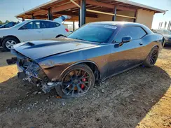 2C3CDZDJXGH236870 2016 DODGE CHALLENGER