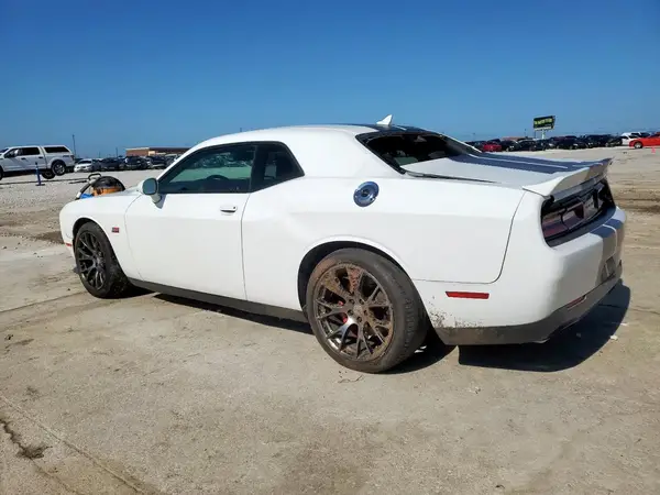2C3CDZDJXGH264376 2016 DODGE CHALLENGER - Image 2