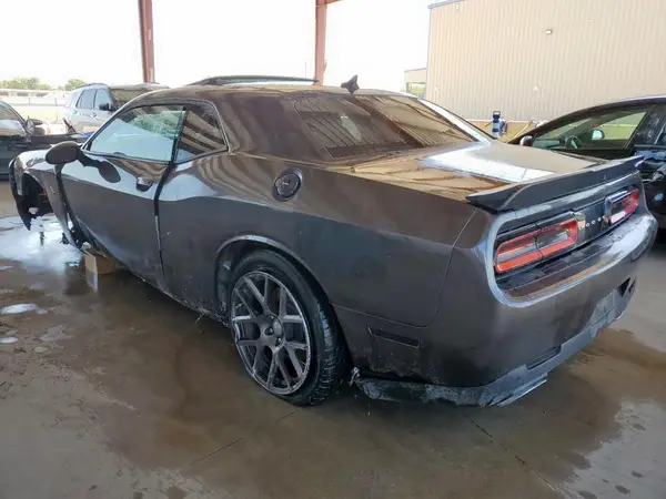 2C3CDZFJ0GH162405 2016 DODGE CHALLENGER - Image 2