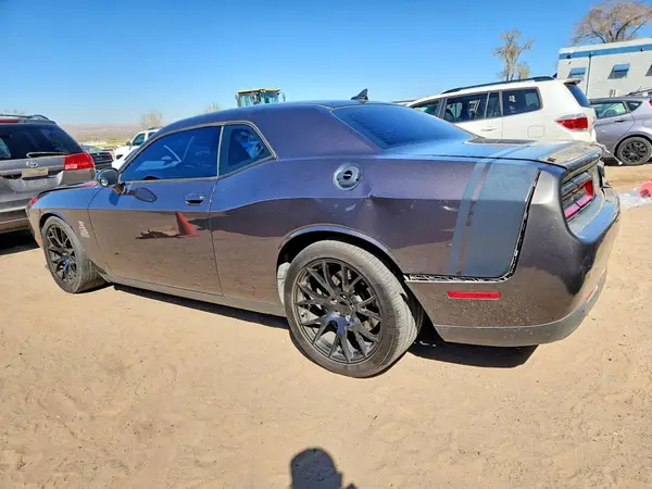 2C3CDZFJ0GH172061 2016 DODGE CHALLENGER - Image 2