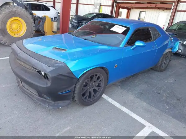 2C3CDZFJ0GH209884 2016 DODGE CHALLENGER - Image 2
