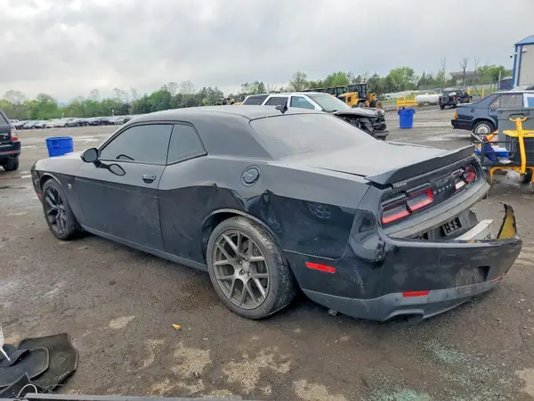 2C3CDZFJ0GH240455 2016 DODGE CHALLENGER - Image 2