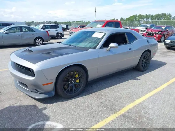 2C3CDZFJ0HH594042 2017 DODGE CHALLENGER - Image 2