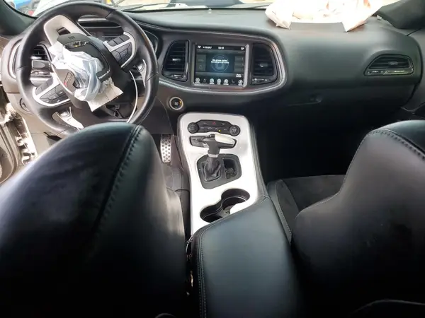 2C3CDZFJ0HH640999 2017 DODGE CHALLENGER - Image 8