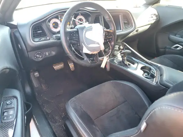 2C3CDZFJ0JH110652 2018 DODGE CHALLENGER - Image 8