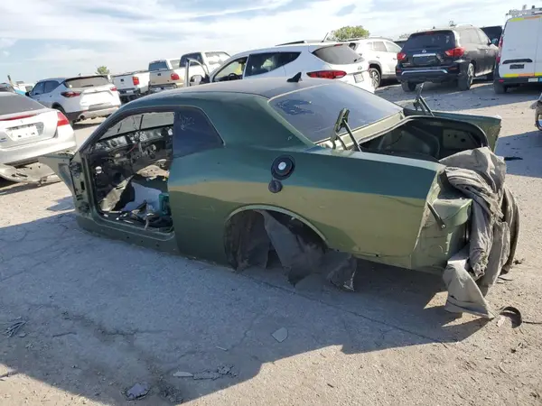 2C3CDZFJ0JH181950 2018 DODGE CHALLENGER - Image 2