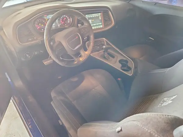 2C3CDZFJ0JH288383 2018 DODGE CHALLENGER - Image 8