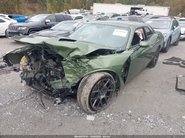 2C3CDZFJ0JH297181 2018 DODGE CHALLENGER - Image 2