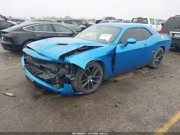 2C3CDZFJ0JH316070 2018 DODGE CHALLENGER - Image 2