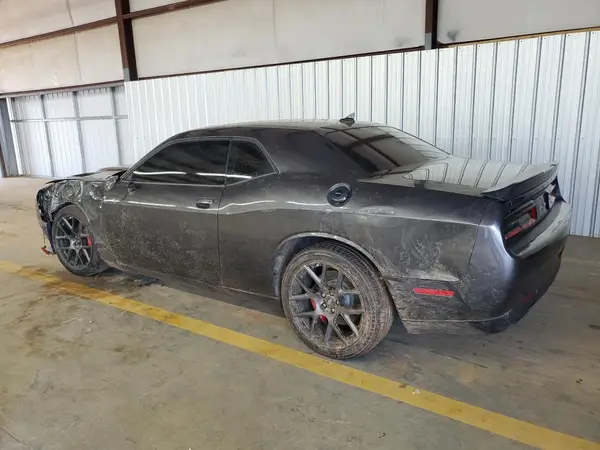 2C3CDZFJ0KH632957 2019 DODGE CHALLENGER - Image 2