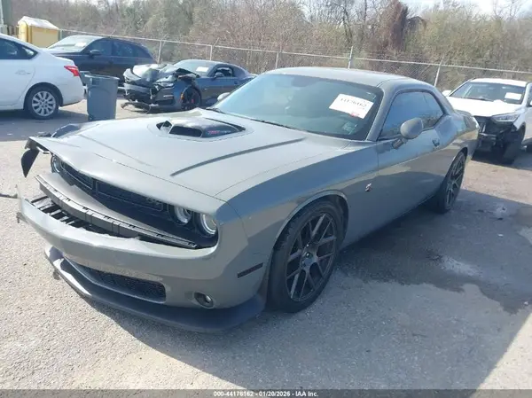 2C3CDZFJ0KH649757 2019 DODGE CHALLENGER - Image 2
