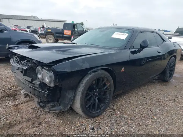 2C3CDZFJ0KH649774 2019 DODGE CHALLENGER - Image 2
