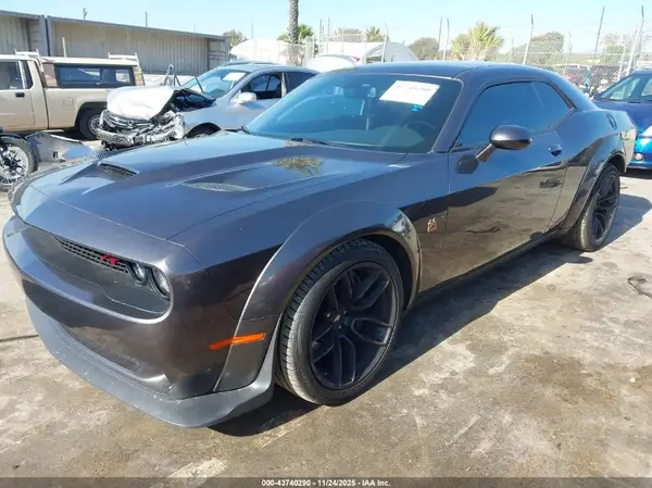 2C3CDZFJ0KH739362 2019 DODGE CHALLENGER - Image 2