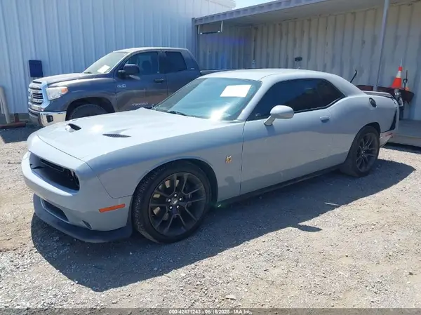 2C3CDZFJ0MH627616 2021 DODGE CHALLENGER - Image 2