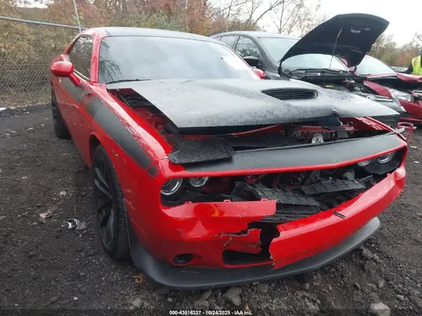 2C3CDZFJ0PH526676 2023 DODGE CHALLENGER - Image 1