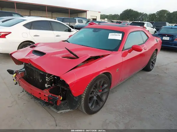 2C3CDZFJ0PH694267 2023 DODGE CHALLENGER - Image 2