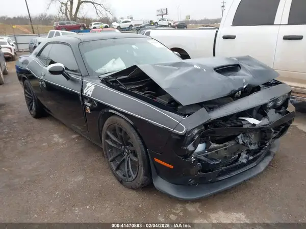 2C3CDZFJ0PH694902 2023 DODGE CHALLENGER - Image 1