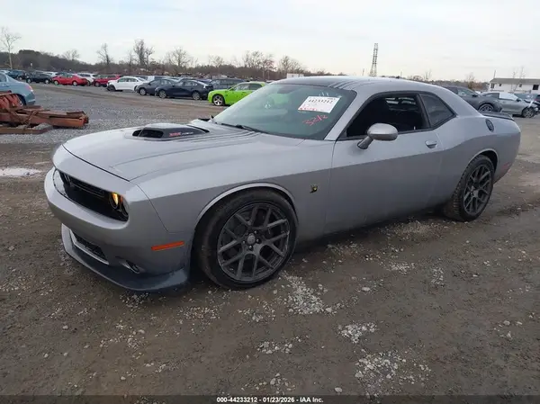 2C3CDZFJ1GH239833 2016 DODGE CHALLENGER - Image 2