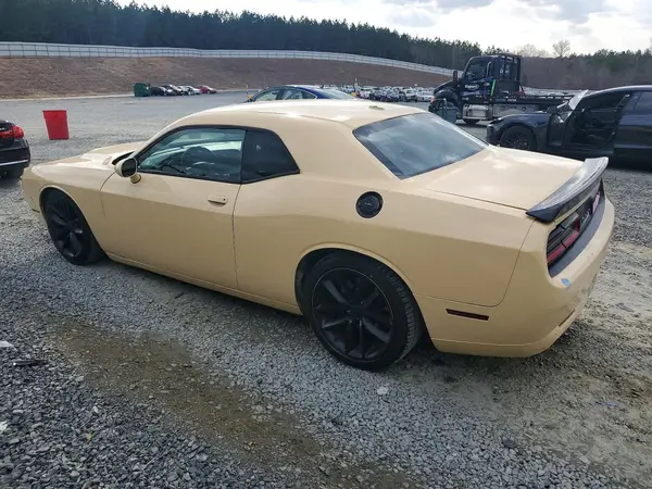 2C3CDZFJ1GH240304 2016 DODGE CHALLENGER - Image 2