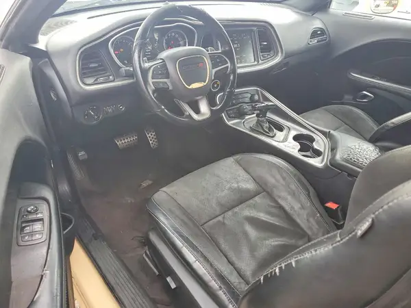 2C3CDZFJ1GH240304 2016 DODGE CHALLENGER - Image 8