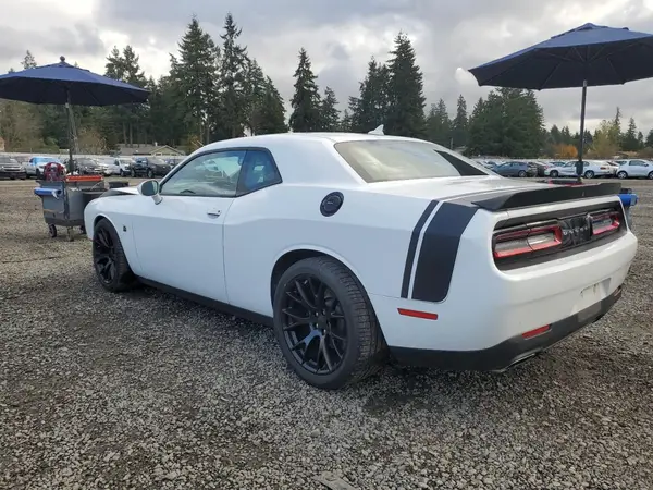 2C3CDZFJ1GH249455 2016 DODGE CHALLENGER - Image 2