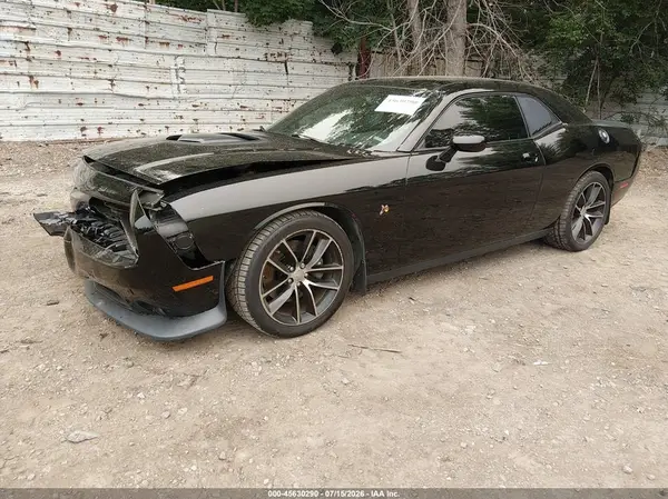 2C3CDZFJ1GH288949 2016 DODGE CHALLENGER - Image 2