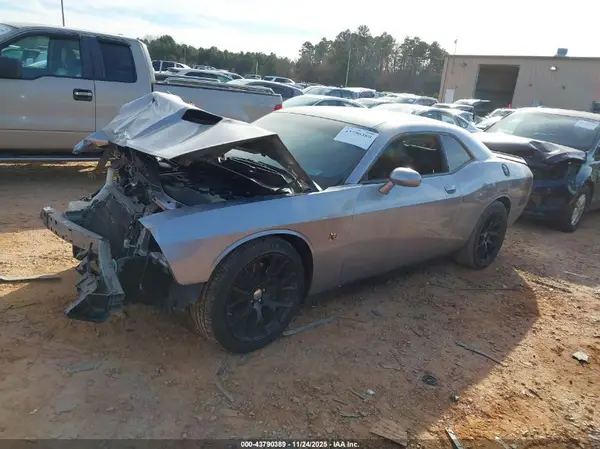 2C3CDZFJ1GH290622 2016 DODGE CHALLENGER - Image 2