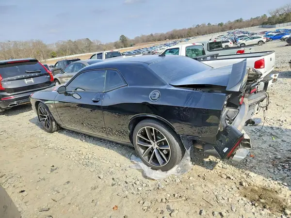 2C3CDZFJ1HH560644 2017 DODGE CHALLENGER - Image 2