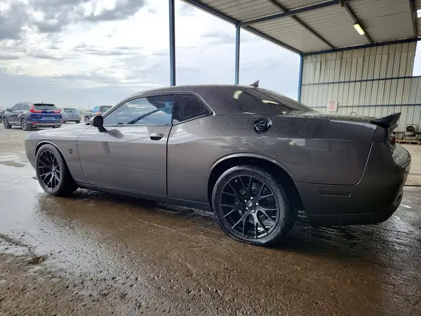 2C3CDZFJ1HH599928 2017 DODGE CHALLENGER - Image 2