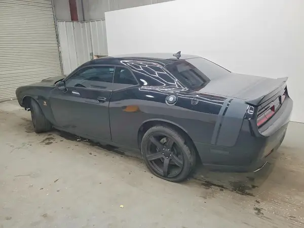 2C3CDZFJ1JH124124 2018 DODGE CHALLENGER - Image 2