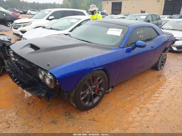 2C3CDZFJ1JH172240 2018 DODGE CHALLENGER - Image 2
