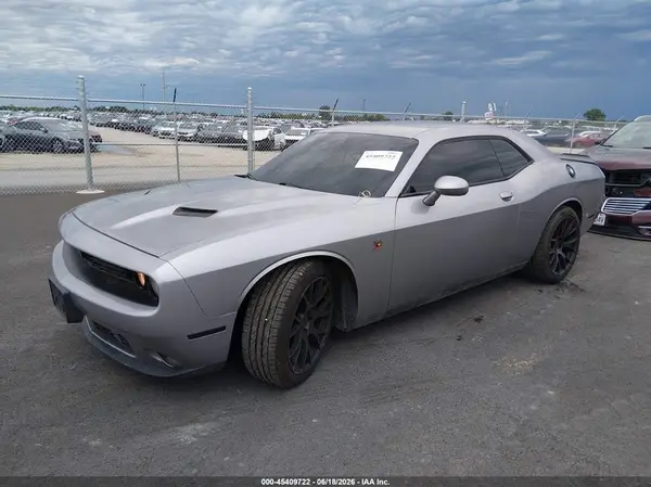 2C3CDZFJ1JH241122 2018 DODGE CHALLENGER - Image 2