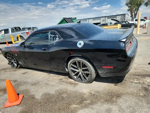 2C3CDZFJ1JH252170 2018 DODGE CHALLENGER - Image 2