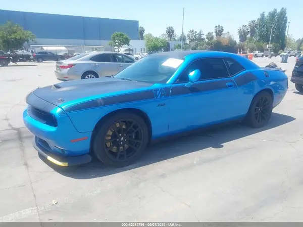 2C3CDZFJ1JH287257 2018 DODGE CHALLENGER - Image 2